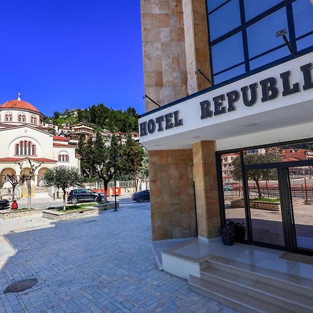 Hotel Republika Berat Buitenkant foto